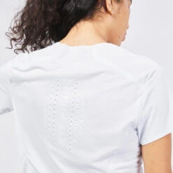 Quechua Ultralicht Damesshirt Voor Fast Hiking FH 500 Ijsblauw -Quechua Verkoop ultralicht damesshirt voor fast hiking fh 500 ijsblauw 4